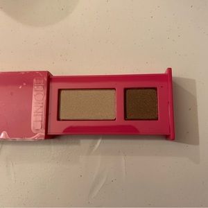 SOLD. Clinique All About Eyes Eyeshadow Duo